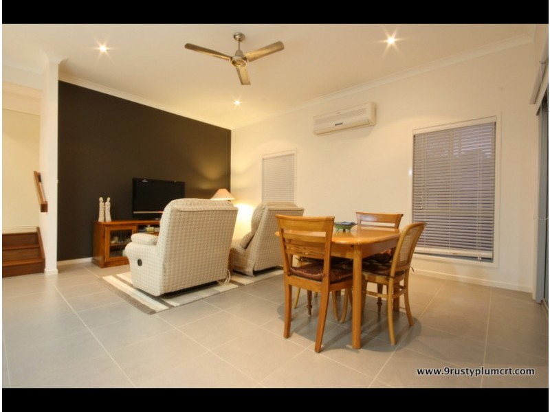 9 Rusty Plum Crt, Reedy Creek QLD 4227