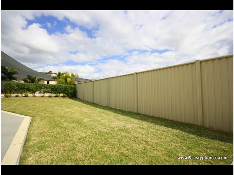 9 Rusty Plum Crt, Reedy Creek QLD 4227
