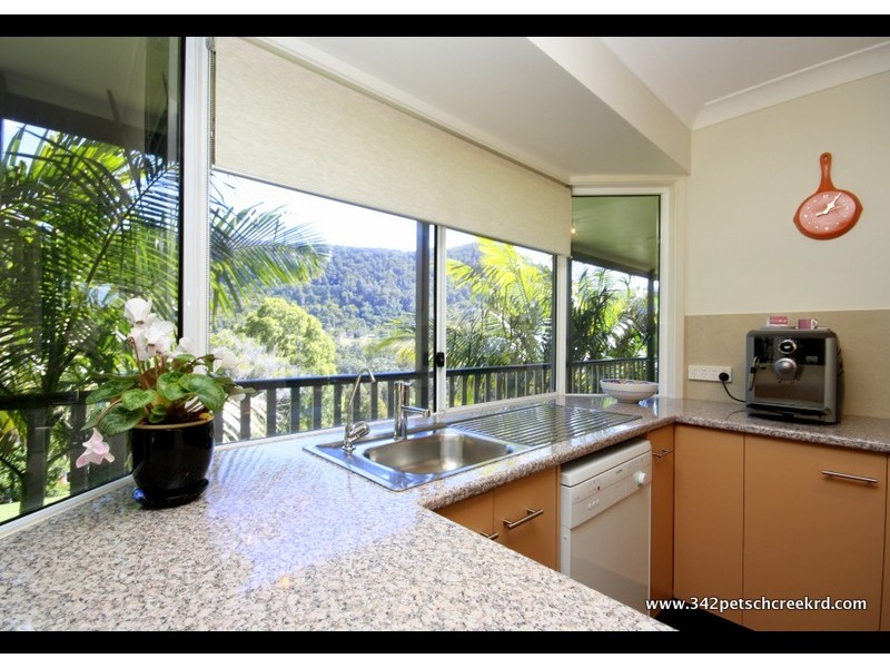 342 Petsch Creek Road, Tallebudgera Valley QLD 4228
