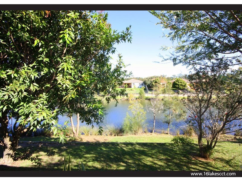 16 Lakes Cct, Burleigh Waters QLD 4220
