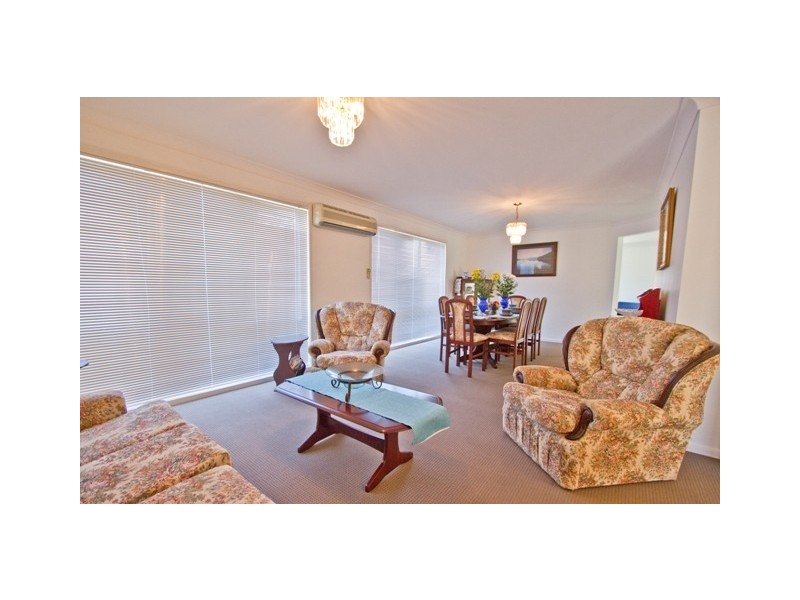 4 Robusta Rise, Burleigh Heads QLD 4220