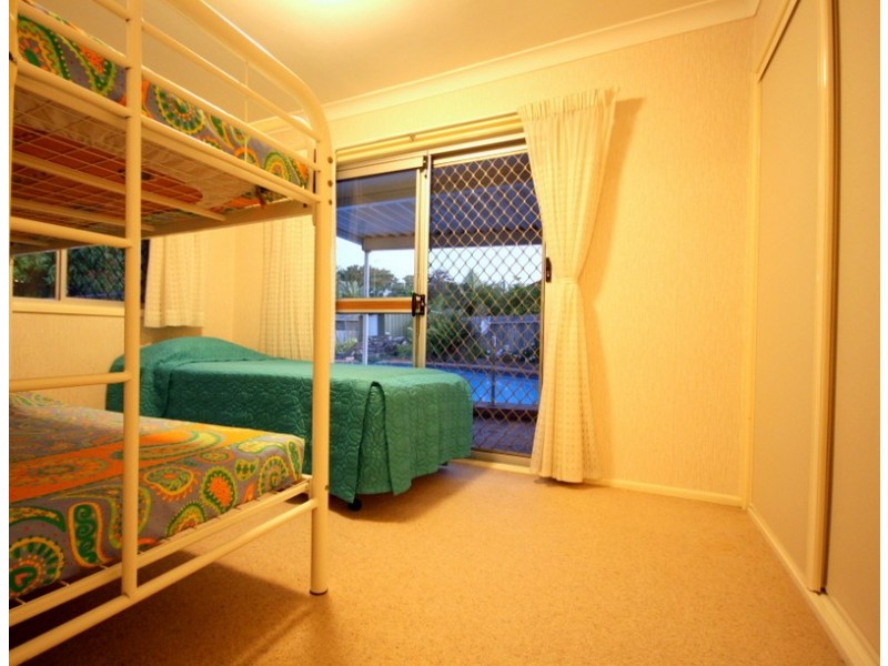 61 Bluejay Street, Burleigh Waters QLD 4220