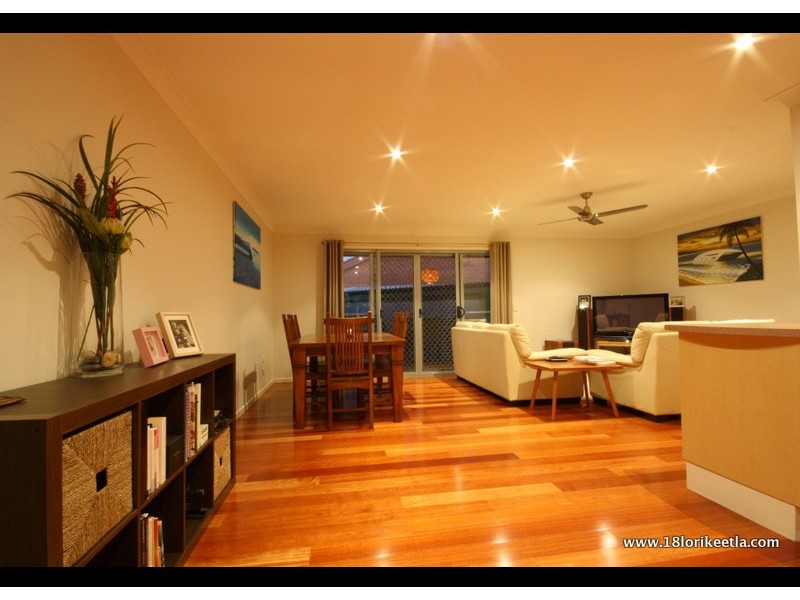 18 Lorikeet Lane, Burleigh Waters QLD 4220