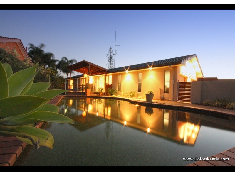 18 Lorikeet Lane, Burleigh Waters QLD 4220