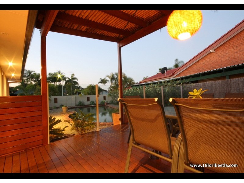18 Lorikeet Lane, Burleigh Waters QLD 4220