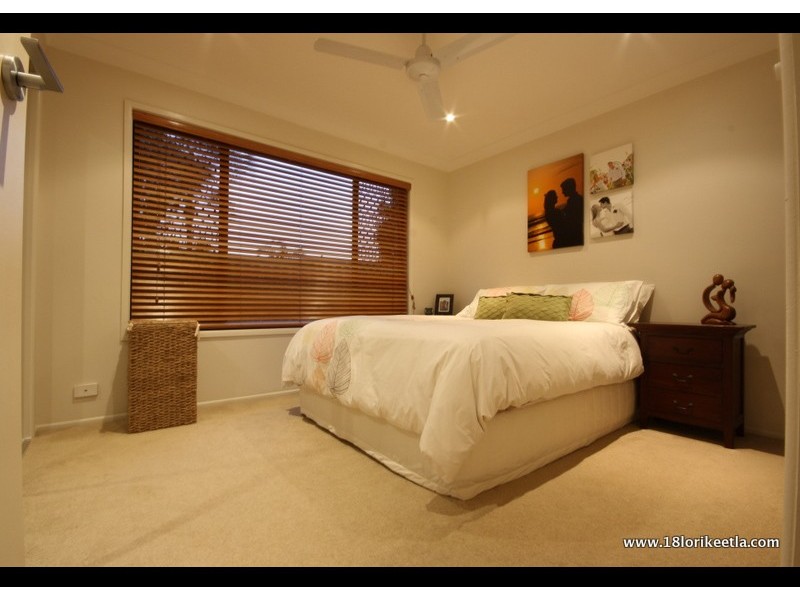 18 Lorikeet Lane, Burleigh Waters QLD 4220