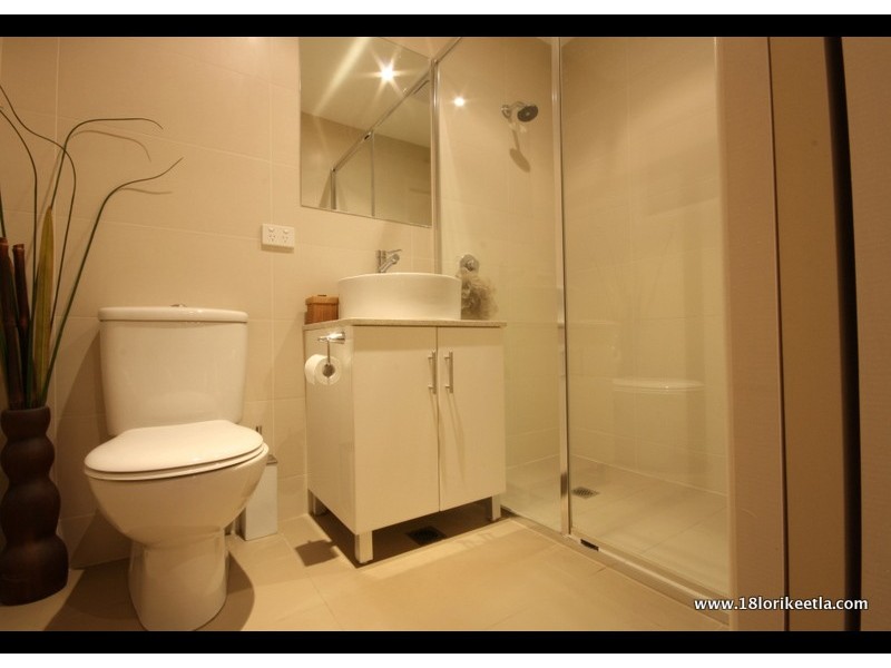 18 Lorikeet Lane, Burleigh Waters QLD 4220