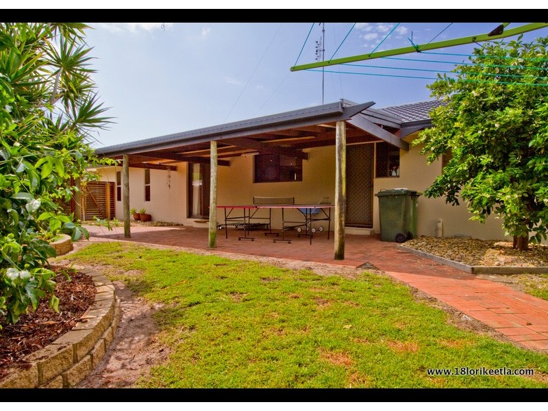 18 Lorikeet Lane, Burleigh Waters QLD 4220