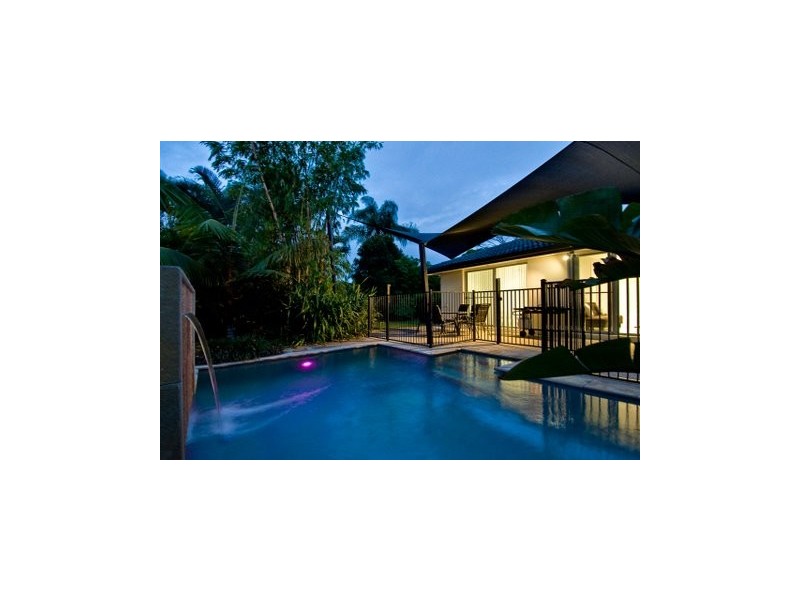 1/12 Russell Court, Miami QLD 4220