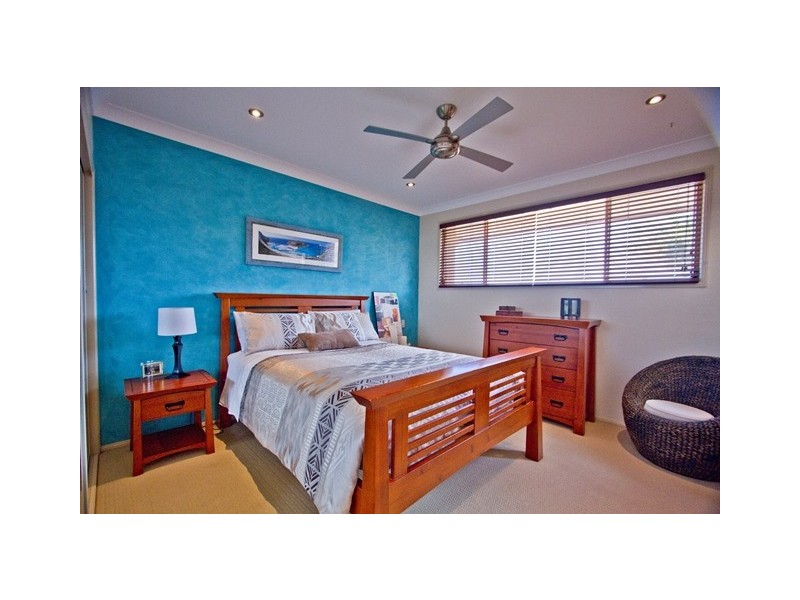 11 Palma Crescent, Varsity Lakes QLD 4227