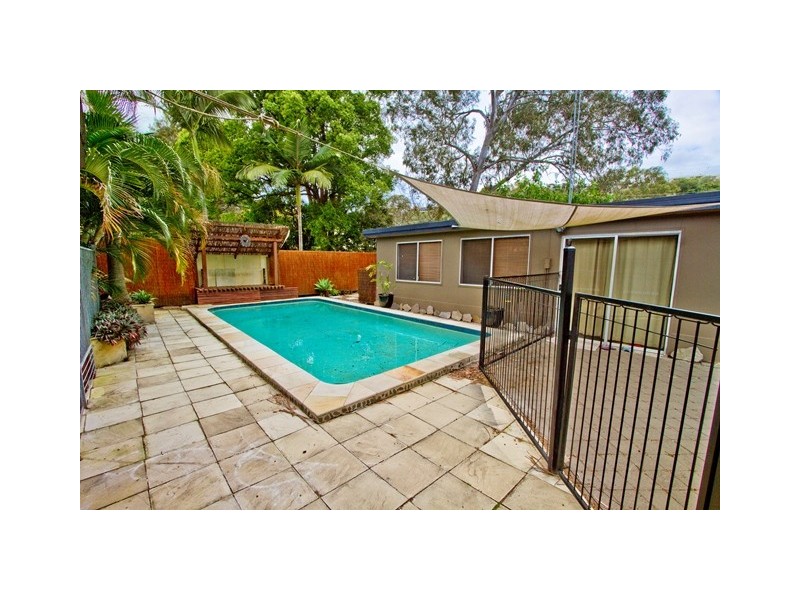 30 Bunyip Street, Burleigh Heads QLD 4220