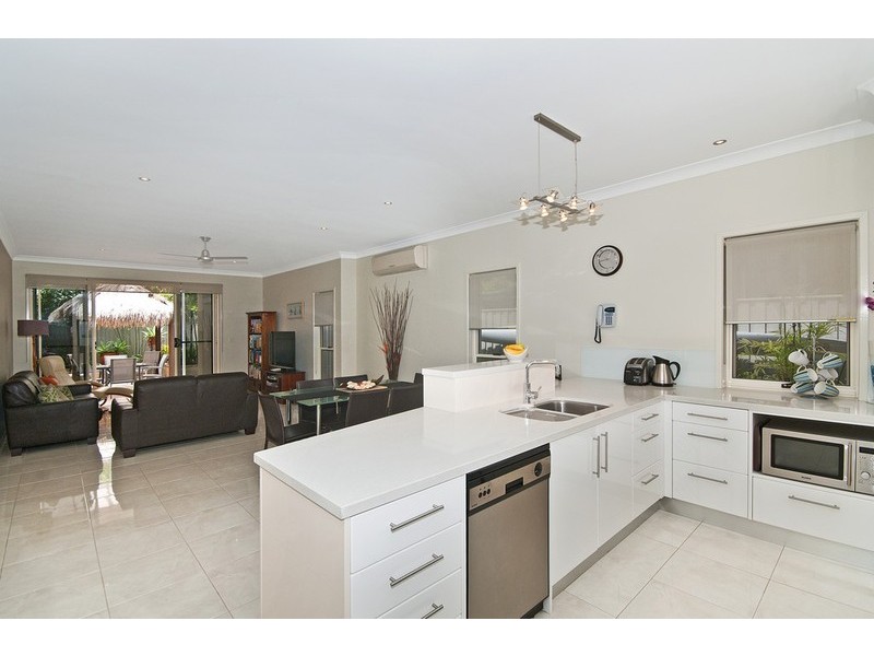 15A Diana Avenue, Burleigh Heads QLD 4220