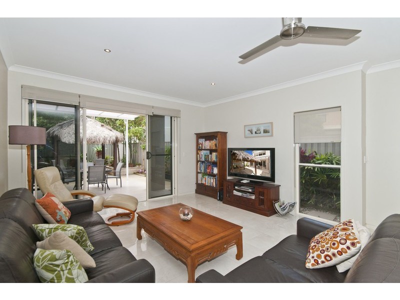 15A Diana Avenue, Burleigh Heads QLD 4220