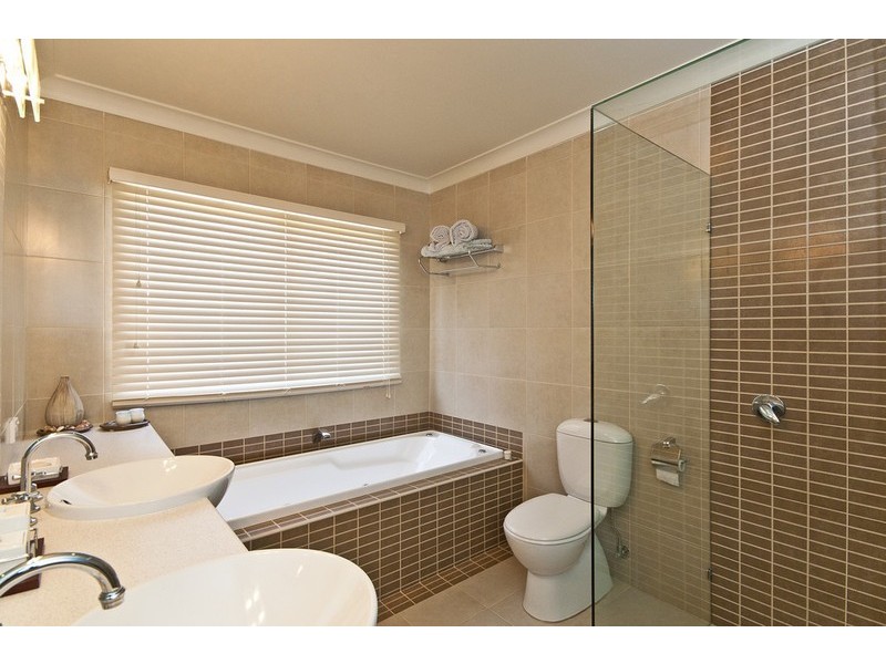 15A Diana Avenue, Burleigh Heads QLD 4220