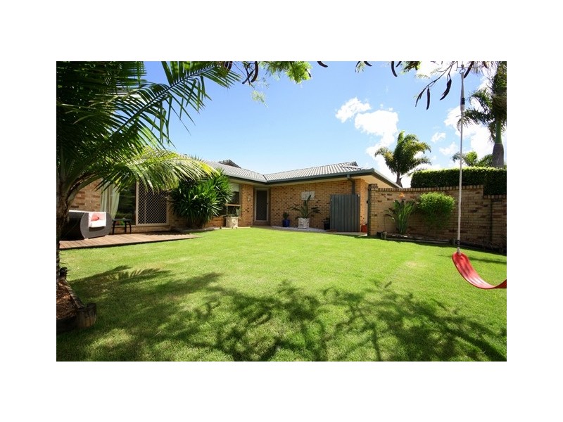 52 Wedgebill Parade, Burleigh Waters QLD 4220