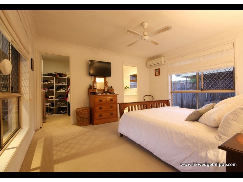 52 Wedgebill Parade, Burleigh Waters QLD 4220
