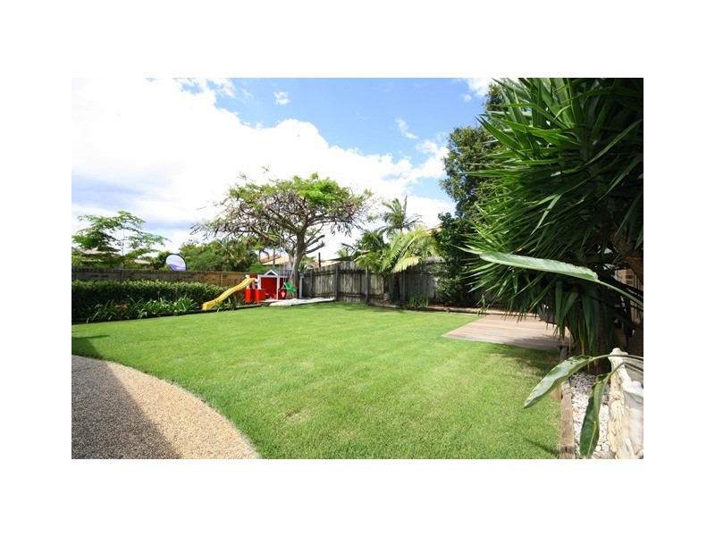 52 Wedgebill Parade, Burleigh Waters QLD 4220
