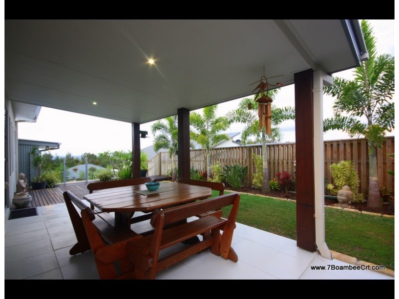 7 Boambee Court, Reedy Creek QLD 4227