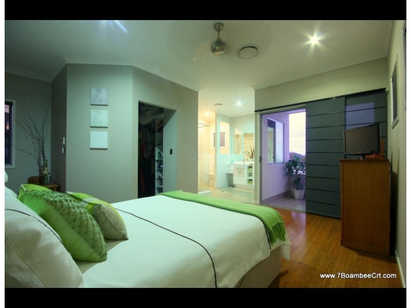 7 Boambee Court, Reedy Creek QLD 4227