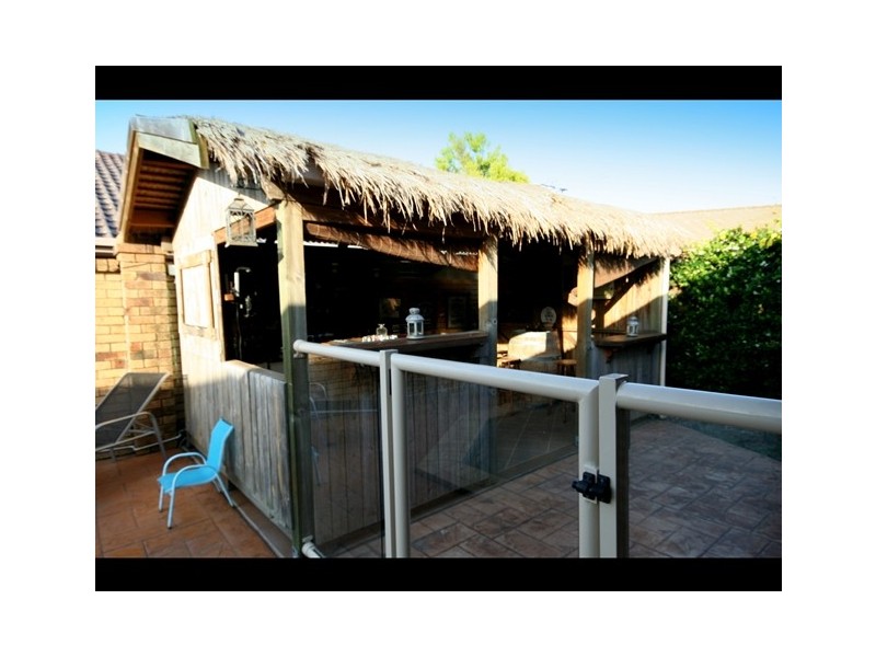 6 Treetop Court, Burleigh Waters QLD 4220