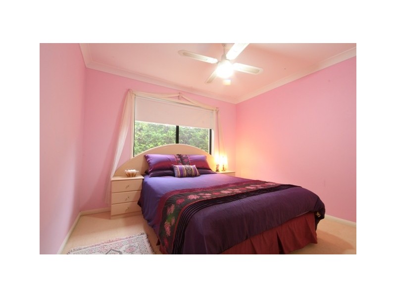 2 Sharscay Close, Burleigh Heads QLD 4220
