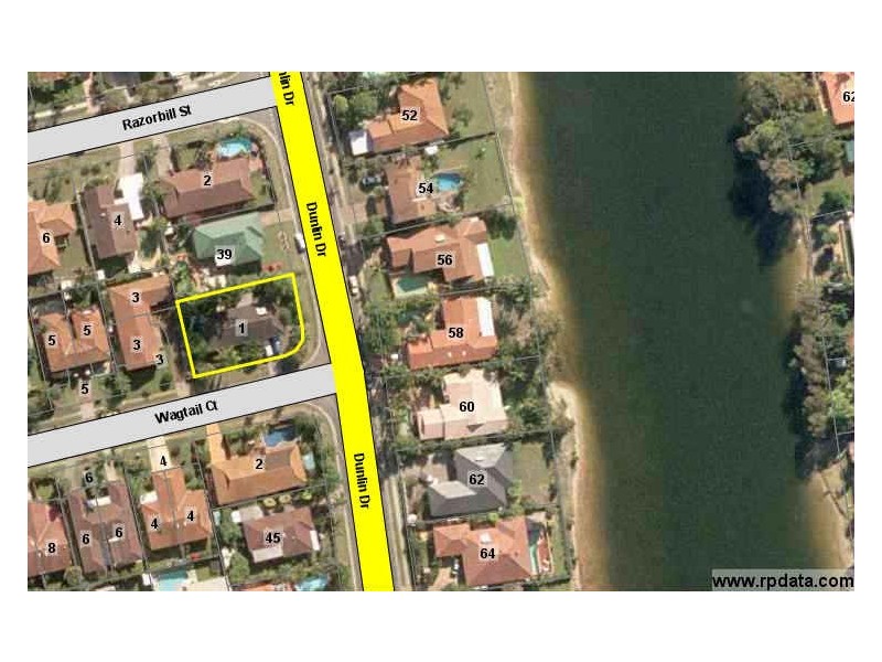 1 Wagtail Crt, Burleigh Waters QLD 4220