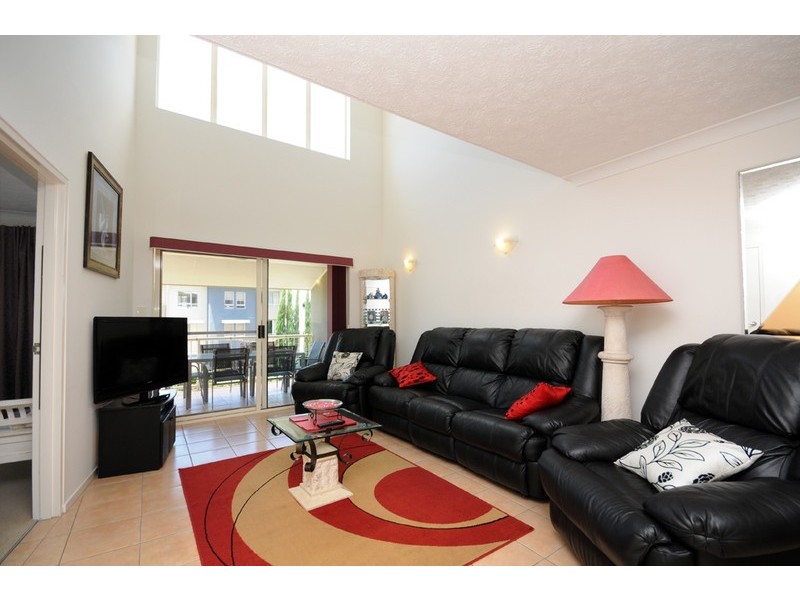 32/12 Promenade Avenue, Robina QLD 4226