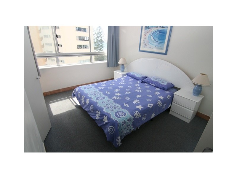 53/2 Ocean Avenue, Surfers Paradise QLD 4217