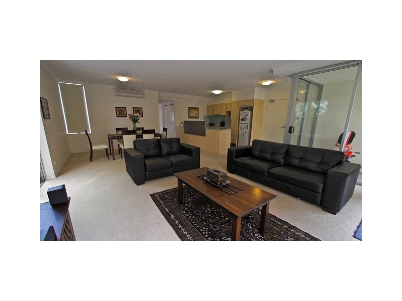 5106/12 Executive Dr, Burleigh Waters QLD 4220