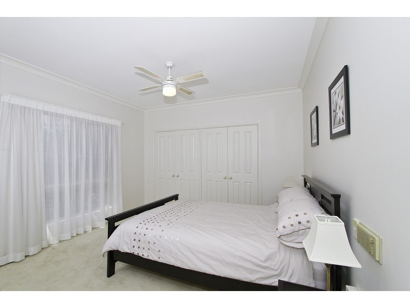 53 Castle Hill Drive South, Gaven QLD 4211