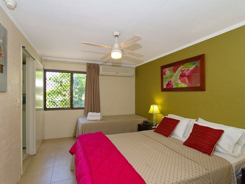 5/1849 Gold Coast Highway, Burleigh Heads QLD 4220