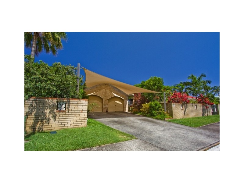 174 Acanthus Avenue, Burleigh Waters QLD 4220