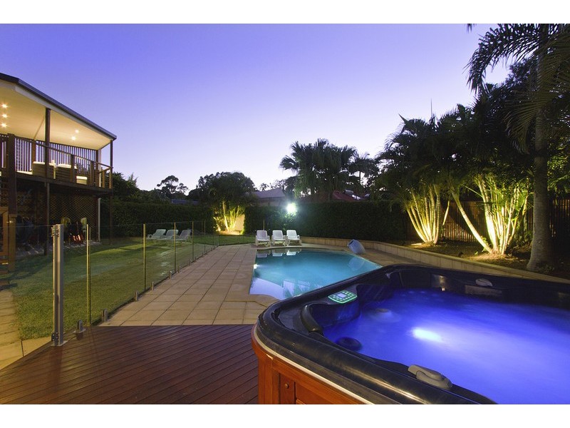 215 Mallawa Drive, Palm Beach QLD 4221