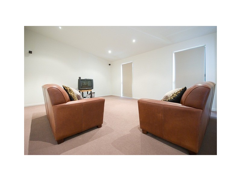 21 Corvus Way, Robina QLD 4226