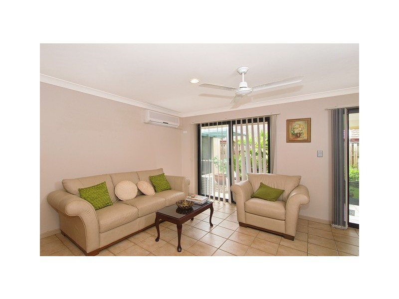 28 Seville Cct, Burleigh Waters QLD 4220