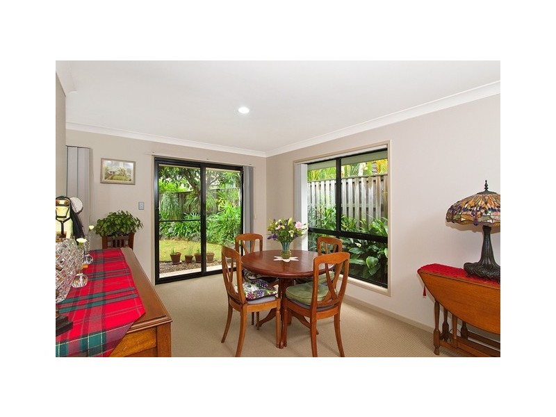 28 Seville Cct, Burleigh Waters QLD 4220