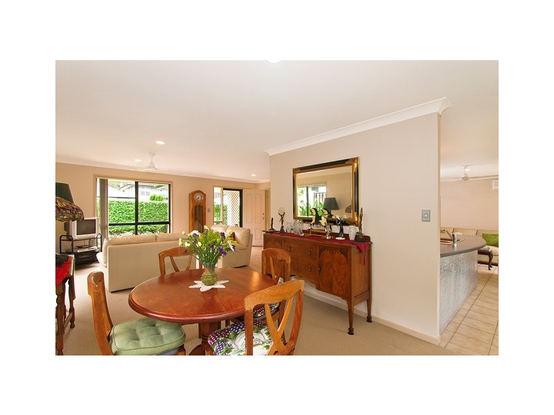 28 Seville Cct, Burleigh Waters QLD 4220