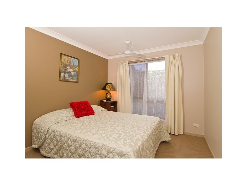 28 Seville Cct, Burleigh Waters QLD 4220