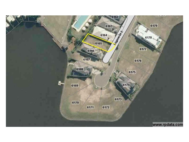 6165 Murten Rd, Hope Island QLD 4212
