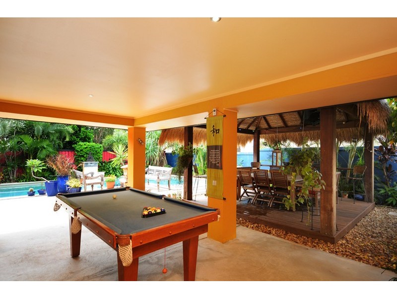 24 Shoalwater Court, Burleigh Waters QLD 4220