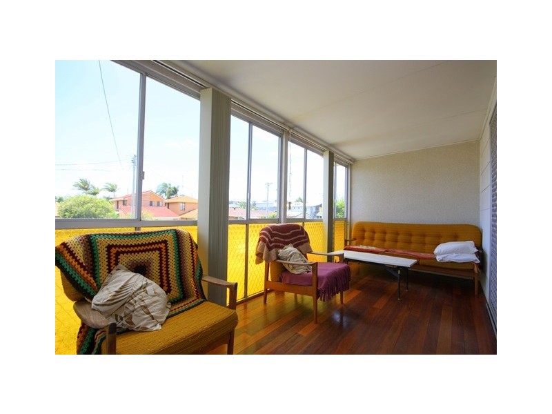 34 Chainey Avenue, Miami QLD 4220