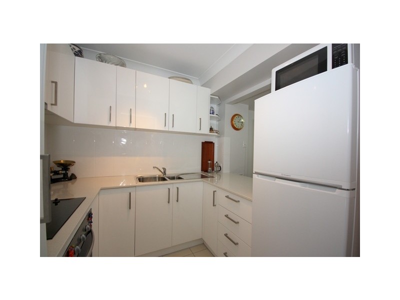 26/5 Galeen Drive, Burleigh Waters QLD 4220