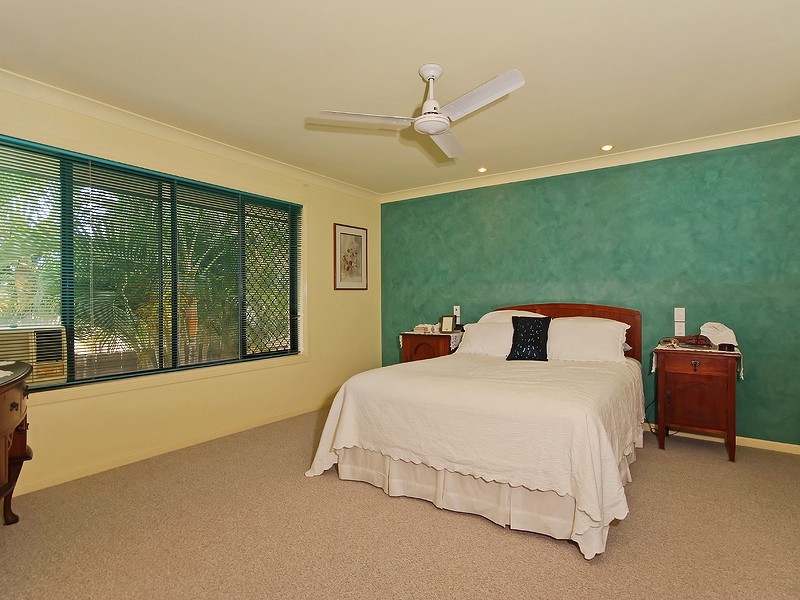 58 Sea Eagle Drive, Burleigh Waters QLD 4220