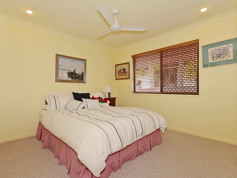 58 Sea Eagle Drive, Burleigh Waters QLD 4220