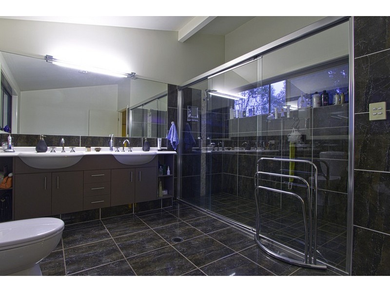 6B Yarra Court, Tallebudgera Valley QLD 4228