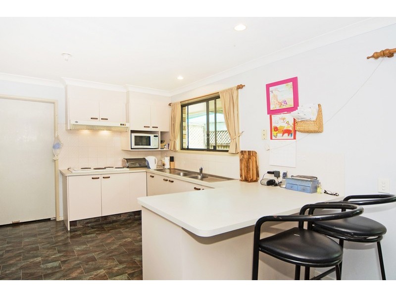 2 Darter Court, Burleigh Waters QLD 4220