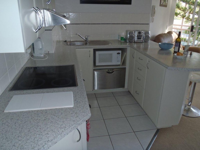 2b/ 11  Wharf Road, Surfers Paradise QLD 4217