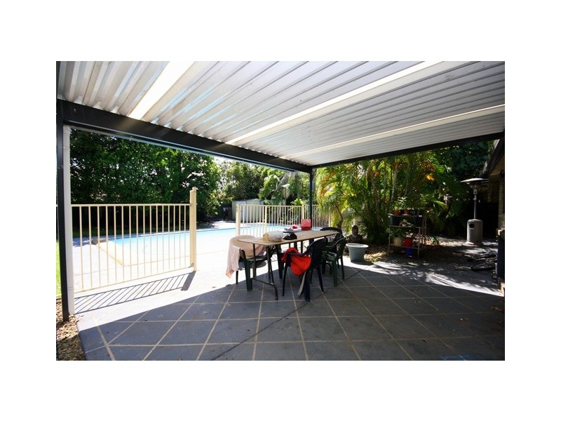 69 Christine Avenue, Burleigh Waters QLD 4220