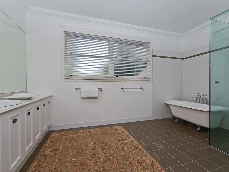 14 Fairy Wren Court, Bonogin QLD 4213