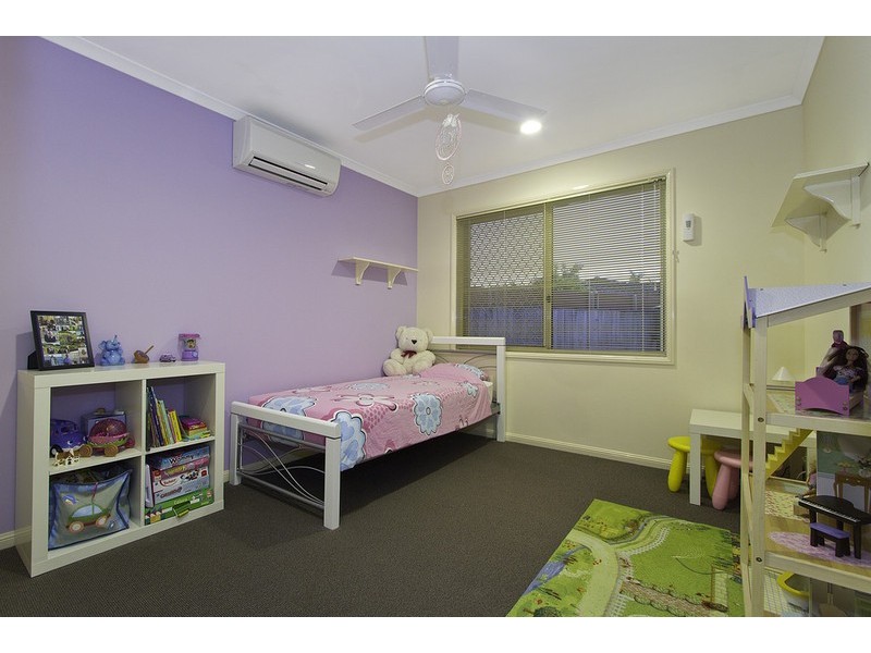 13 Sittella Crescent, Burleigh Waters QLD 4220